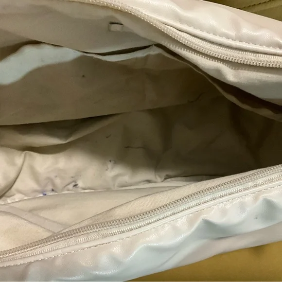 Uniqlo Cream Shoulder Bag - Picture 7 of 8